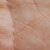【手相】感情線が波打つ人の性格と運勢｜2026年最新・波形の意味を徹底解説