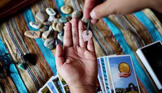 手相の感情線が枝分かれする意味とは？恋愛運・性格を2026年最新解説